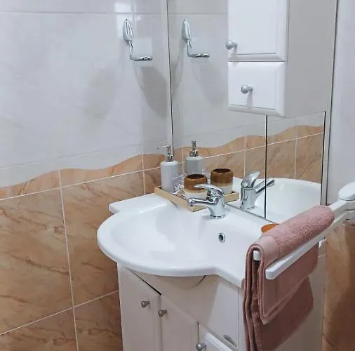 Adriatic Oasis * بريكو