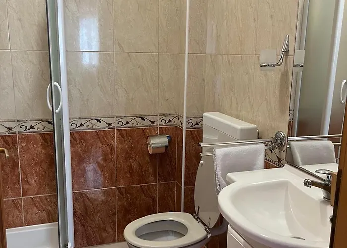 Adriatic Oasis بريكو